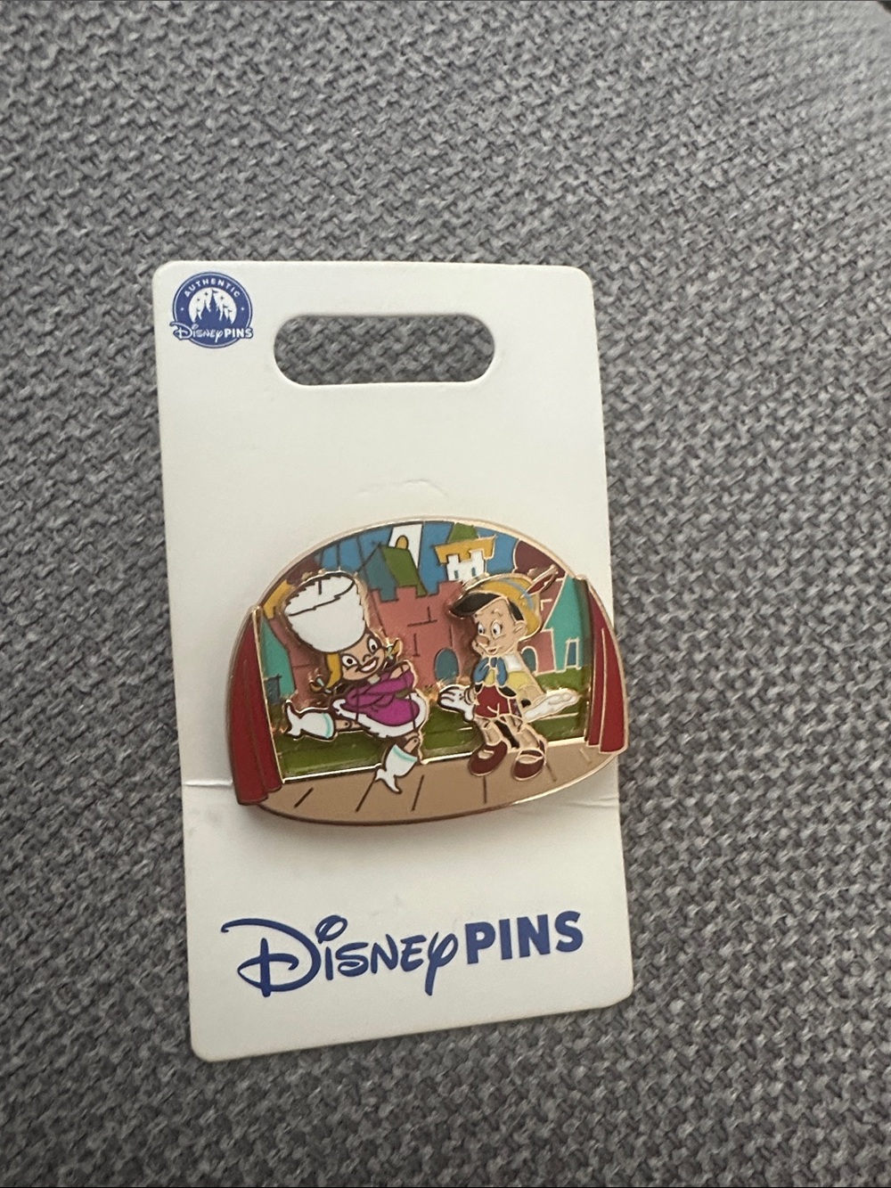 Disney Parks Pin - Pinocchio Stage Scene in Multicolor BNWT